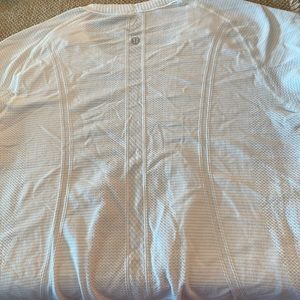 Lululemon swiftly tech shirt white size 8